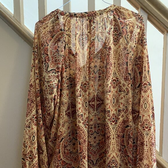 Torrid Sheer Tan Blouse Size 3 - Picture 3 of 3